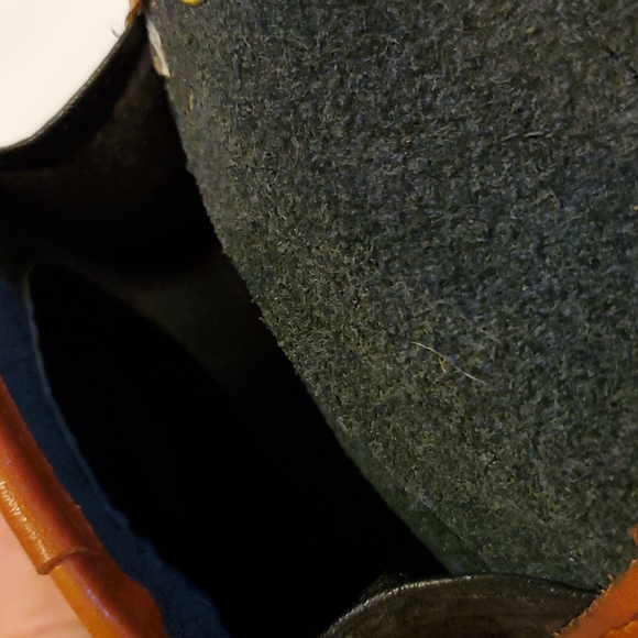 Vintage Dooney & Bourke All Weather Leather - Over Under Duck - Key Caddy - Picture 9 of 9